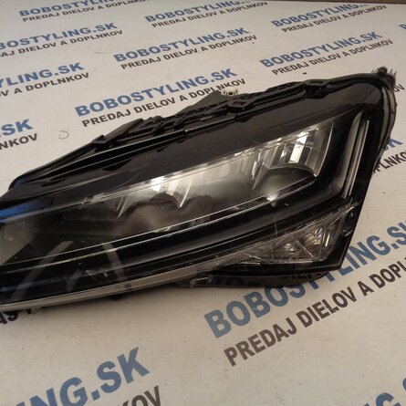 Škoda SuperB 3 ľavé LED svetlo 3V1941015C 185€