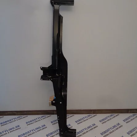 Custom B stĺpik pravý JK21-V22142-AB 155€