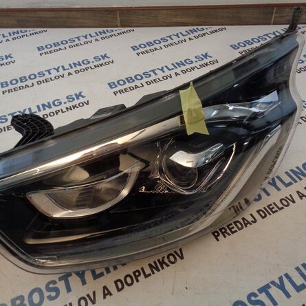 Custom Xenon Ľavý JK21-13D153-BJ 2481749 550€