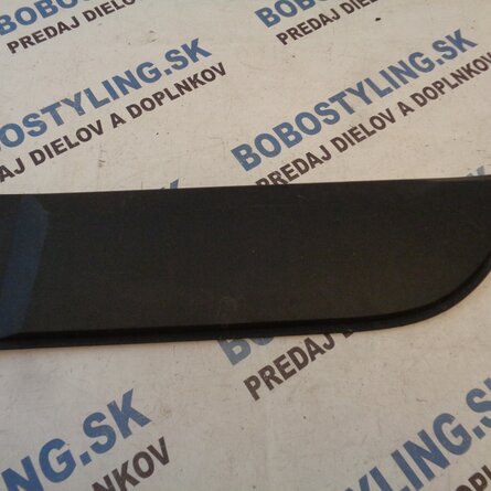 Duster Ľ zadná lišta dverí,,A,, 8201700230 70€