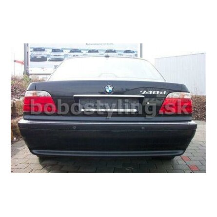 E38 chrómová lišta na kufor 51138171680 51,61€