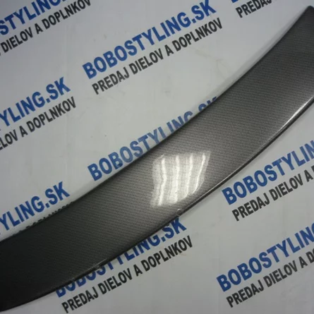 E39 predĺženie strechy CARBON look 67€/ks