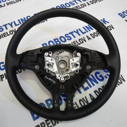 E46 Hladká čierna koža + čierna niť (1E46MPHCCN) 89,50€