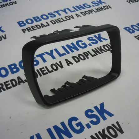 E53 rámik pravého spetného 51168254904 61,02€