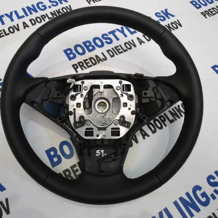 E60 M FL Hladká čierna + čierna niť (51E60MFLCHCN) 118€