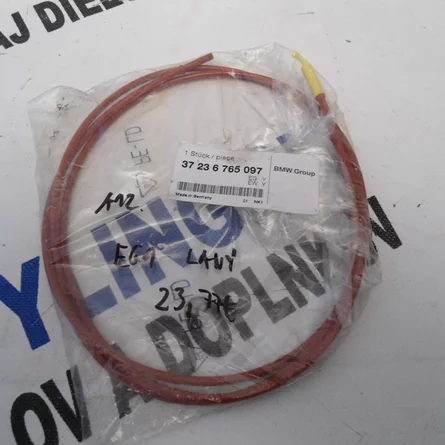 E61 ľavá hadička vankúšu 37236765097 10,97€