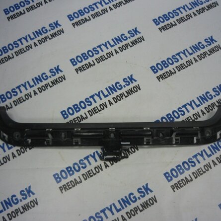 E81/E87 držiak zadného nár. 51127058521 45,39€