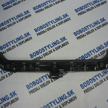 E81/E87 držiak zadného nár. 51127058521 45,39€