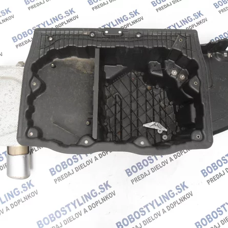E82 kuforvá vaňa 51717166854 150€