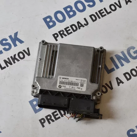 E87 123d jednotka motora 13618512589 380€