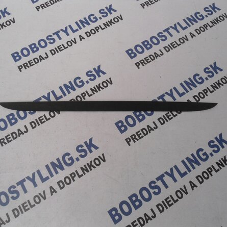 E90 M-paket lišta stredná zadný nár. 51128040152 53,51€