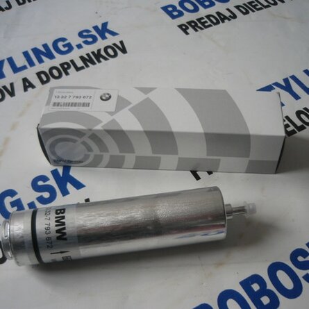 E90 palivový filter DIESEL 13327793672 39,95€