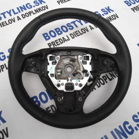 F01 M Perfora + hladká čierna + farebná niť (54F01MPCH3K) 149€