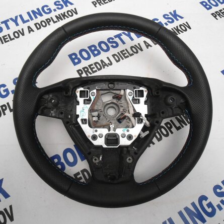 F01 M Perfora + hladká čierna + farebná niť (54F01MPCH3K) 149€