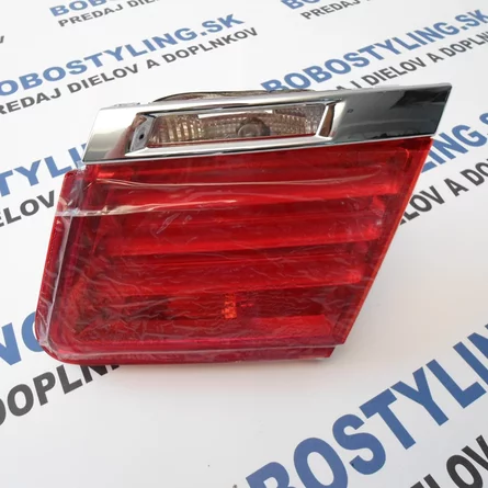 F01 zadné kufrové 63217182206 176€