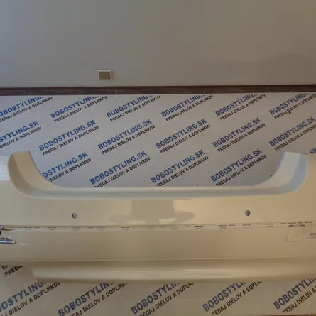 F10 LCI zadný 51127332773 185€