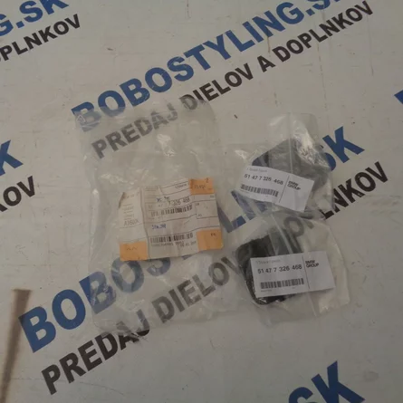 F15 záslepka podlahy kufru 51477326468 13,55€