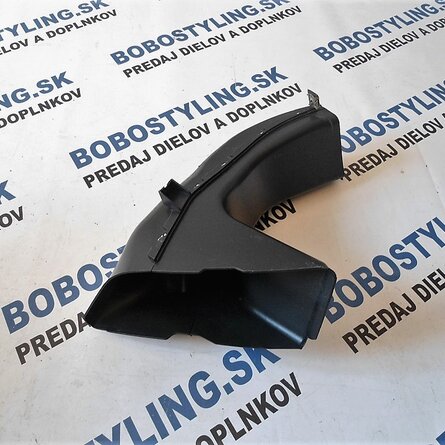 F20 LCI pravé vedenie k brzdám 51747371750 52,03€