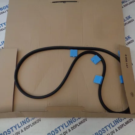 F20 pirela dverí ľavá 51337320394 148,09€