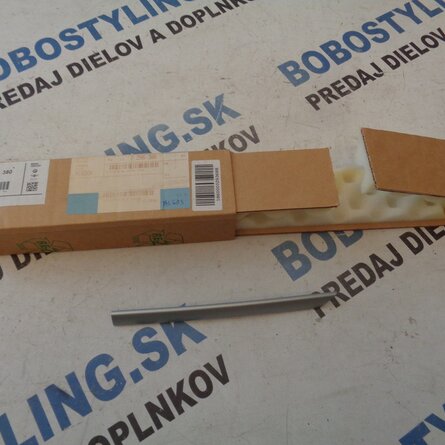 F30 ACC pravá MODERN lišta 51117296380 34,48€