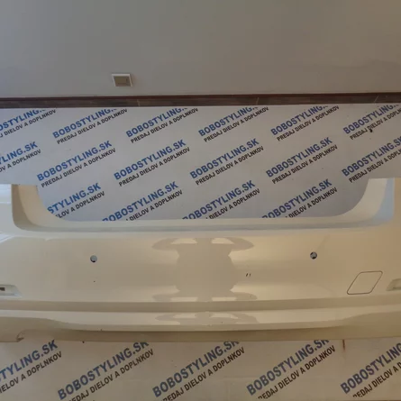 F30 LCI zadný 51127312724 155€
