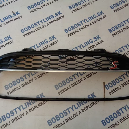 F56 S predný grill čierny 51137449207 155€