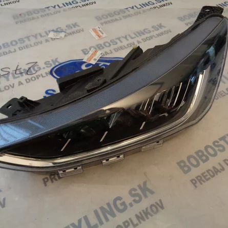 Focus Active LED svetlo Ľavé NX7B13E015CF 430€