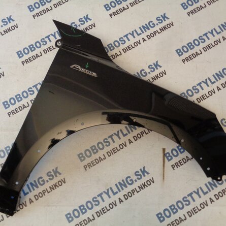 Focus MK4 pravý blatník JX7B-A16015-AD 180€