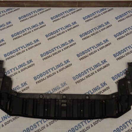 Focus MK4 spodný plast F1CB-R17757-AC 120€