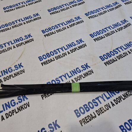 G07 lišty čelného okna 51317434874 150€/pár