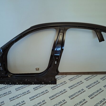 G26 ľavý bok 41219625527 490€