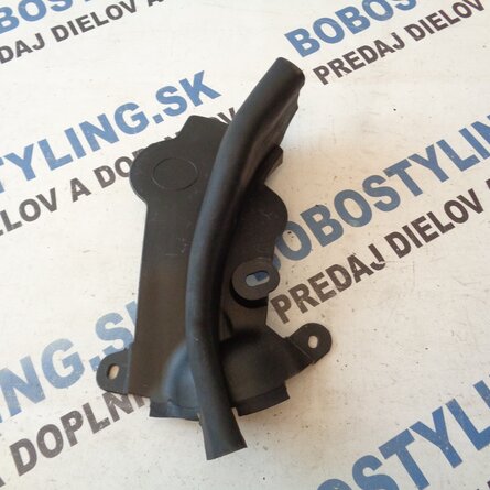 G30 Ľ kryt torpéda 51767349601 19€