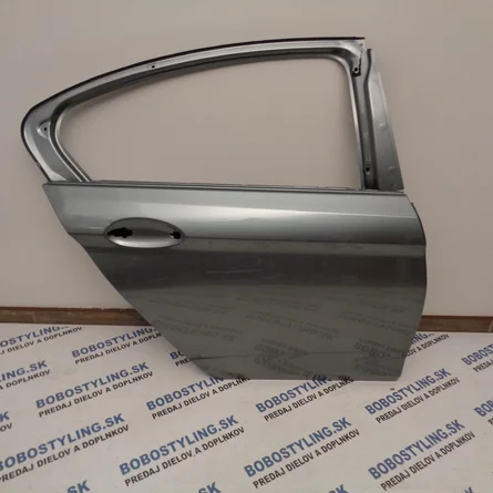 G30 zadné dvere pravé 41007408964 275€