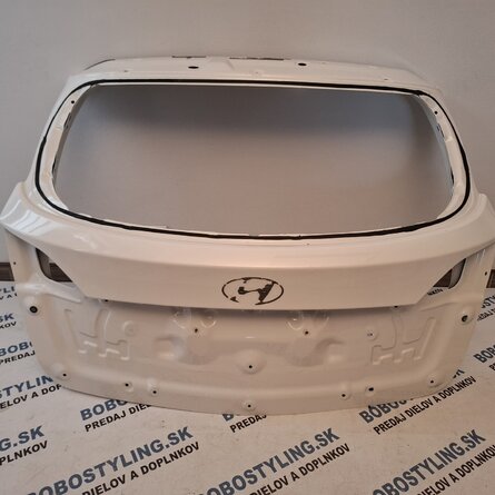 i30 12-17 kuforvé dvere 73700A6200 155€