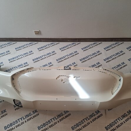 Mach-E predný nárazník LJ8B-17C831-AEW 225€