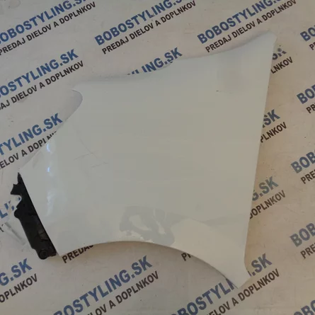 Master 19- ľavý blatník 260928054R 125€