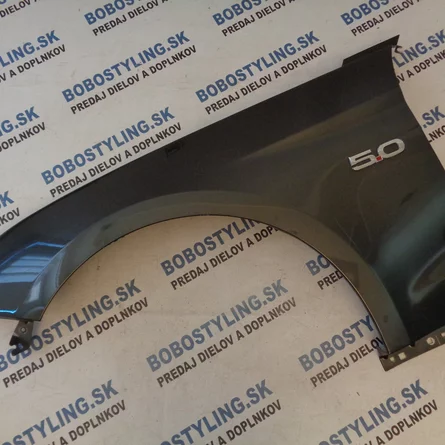 Mustang 18-23 ľavý blatník JR3Z16006A 300€