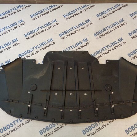 Mustang plast pod nár. FR3B-6A975-DB 180€