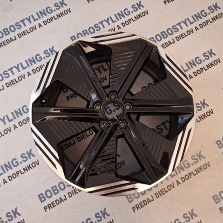 Qashqai 20“ 5x114,3 8J ET40 2ks D0300-HN16 245€