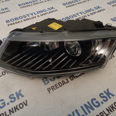 Skoda Octavia 3 ľavý xenon 5E1941015B 300€