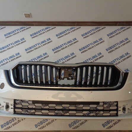 Škoda Octavia 4 nárazník 5E3807221 245€