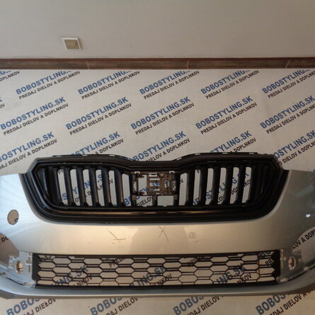 Škoda Scala nárazník 657807221 225€