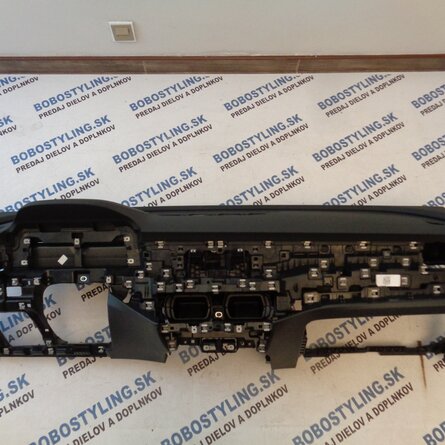 SuperB 4 palubná doska 440€