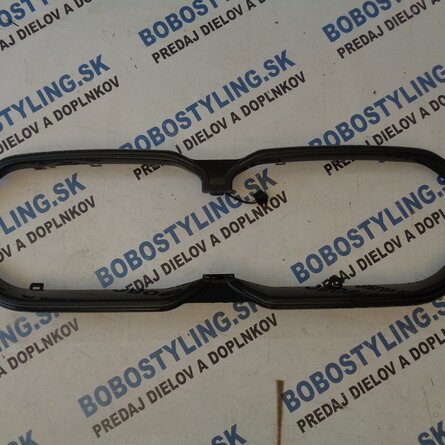 U10 ICON grill black 51135A35BB0 205€